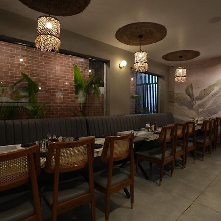 Hotel Swathi 호스펫 외부 사진